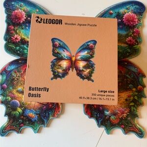 LEOGOR Butterfly Oasis Jigsaw Puzzle